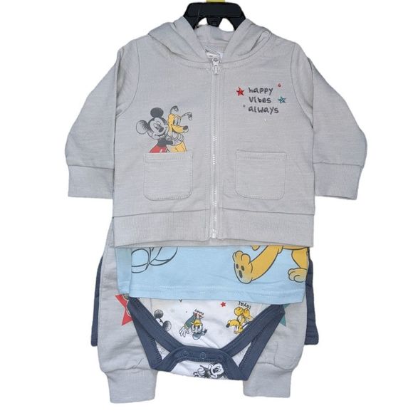 NEW Mickey & Friends Baby Infant 5-Piece Layette Set Shower Gift Pluto 6M - Picture 1 of 9